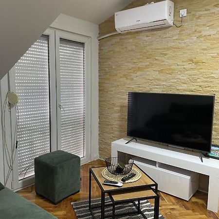 Apartamento Stan Centar Ns Novi Sad Exterior foto